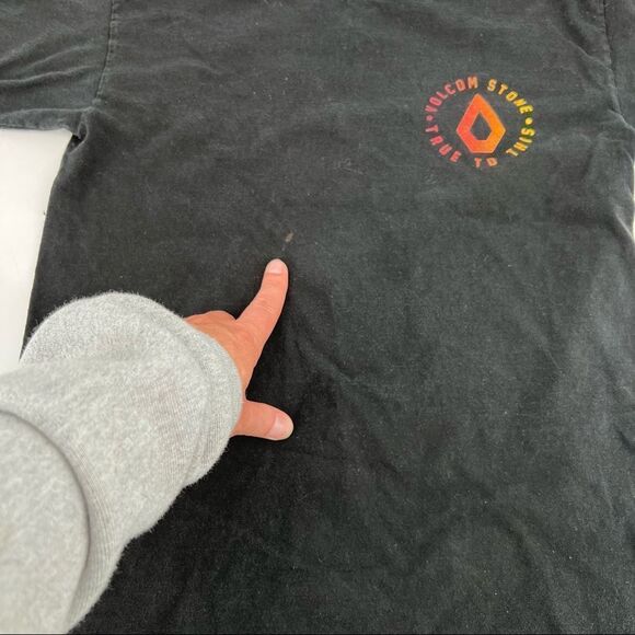 Volcom Stone True To This Mens Small t-‎ shirt black skater Colorful Streetwear - Picture 5 of 6